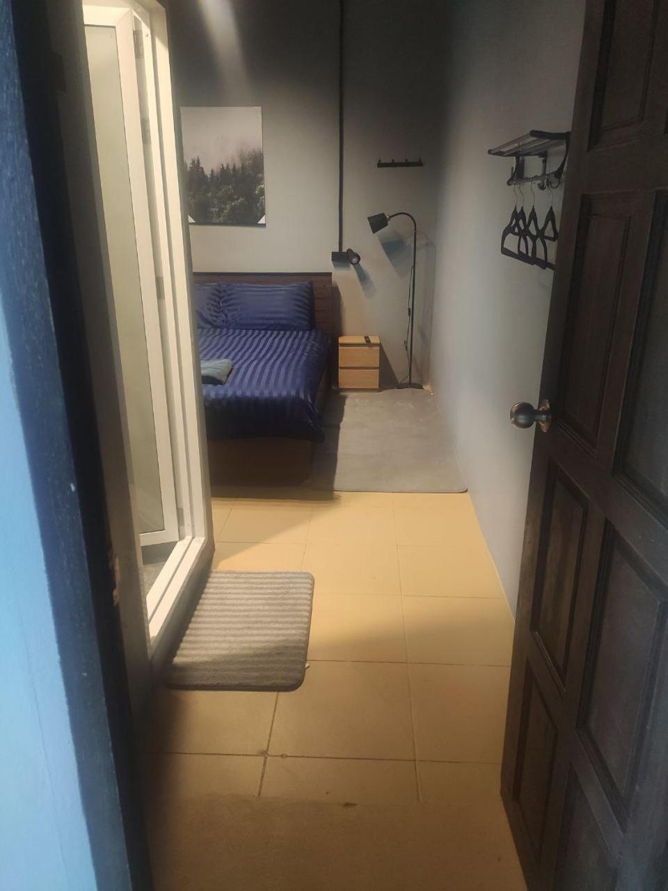 Champagne Hostel & Cafe Pattaya Dış mekan fotoğraf
