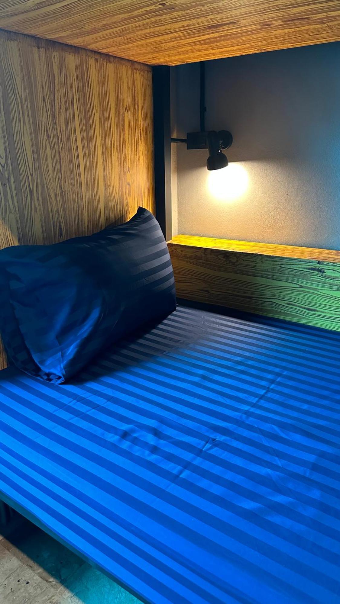 Champagne Hostel & Cafe Pattaya Dış mekan fotoğraf